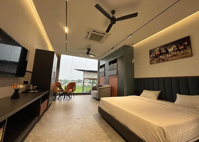 Hotel City Square