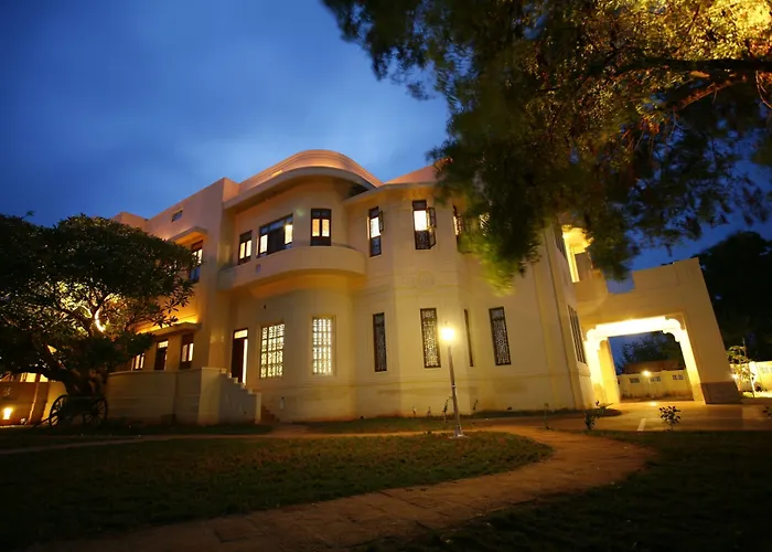 Visalam Chettinad Palace - A Cgh Earth Experience