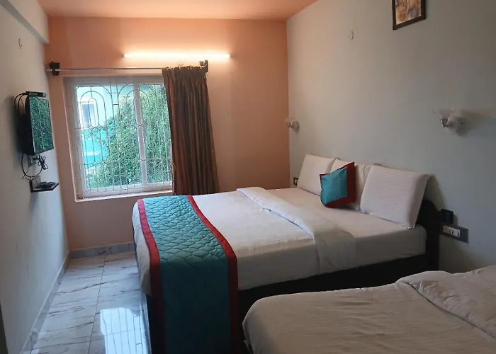 Ponmurugan Residency